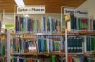 Einblick in die Auswahl an Büchern zum Thema „Garten+Pflanzen“